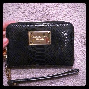 Michael Kors Wristlet